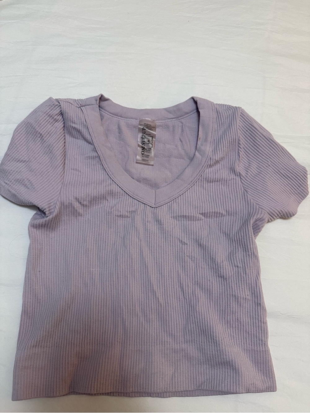 Ribbed V-Neck Tee in Light Lavender - Women